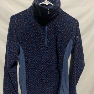 Columbia light weight women’s medium sweater